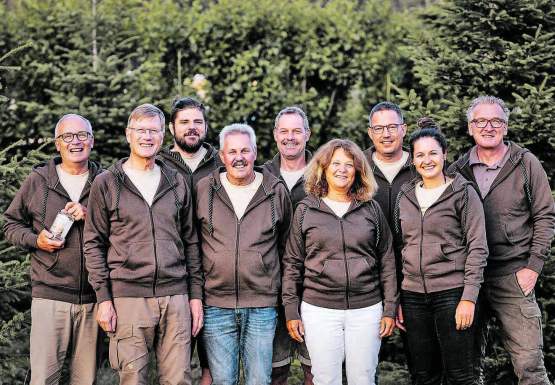 Das OK ist bereit für drei spannende Festtage am Rotkornfest in Oberkulm – (v.l.): Urs Bögli, Thomas Huber, Oliver Lehner, Präsident Alfred Walti, Christoph Gautschi, Barbara Bögli, Peter Läuppi, Andrea Walti, Urs Wunderlin. (Bild: zVg.)