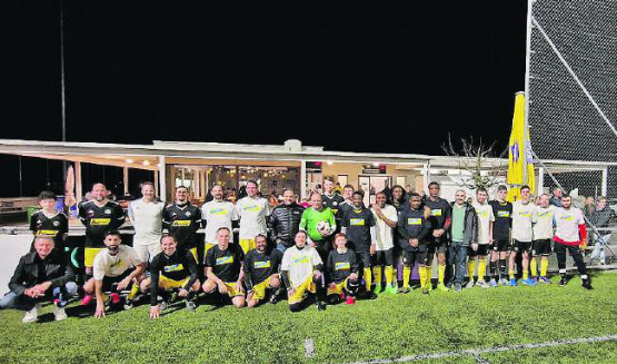Ein besonderes Fussballspiel: Der FC Gränichen spielte gegen eine Mannschaft, welche nur aus Geflüchteten bestand. (Bild: zVg.)