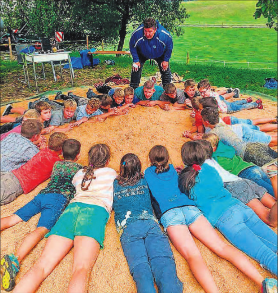 Einen Ausflug ins Sägemehl gab es für die Teilnehmenden bei «Fun & Church». (Bild: zVg)