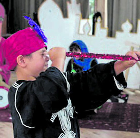 Neugierig erkundet der kleine Kalif die Welt. (Bild: zVg)