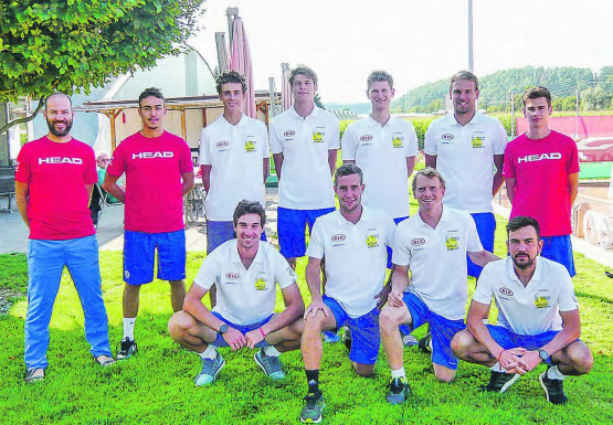 Nachhaltigkeit und Erfolgshunger: Die erste Interclubmannschaft des TC Teufenthal nimmt den Aufstieg in die NLA ins Visier. (Bild: Fabio Baranzini)