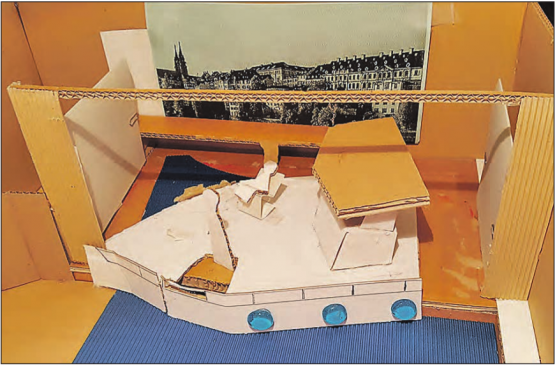 Das Modell aus Karton sieht vielversprechend aus: Für die Aufführung «Schiff über Bord» nahmen sich die Improvisorischen in Sachen Bühnenbild einiges vor.