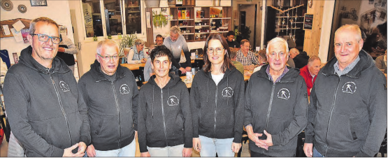 Neu gehören dem Vorstand des Langlaufvereins Kalthof-Wiliberg sechs Personen an: (v.l.n.r.) Raphael Nadler (Präsident), Beat Buchwalder (Vizepräsident), Susanne Aellig (Kassierin), Nicole Baumann (Aktuarin), Bernhard Aeschbach und neu Denis Hornung (beide Beisitzer). (Bild: Alfred Weigel)