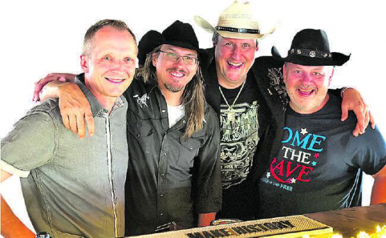 Alex Klein und Band treten am 25. April im Forum in Seon auf. (Bild: zVg.)