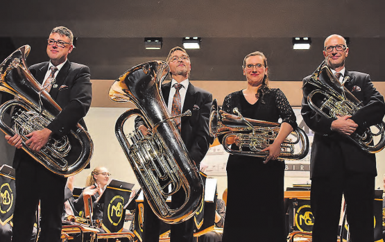 Ein wunderbares Zusammenspiel: Das Quartett mit Daniel Leutwiler und Franz Schnider (Tuba) sowie Tamara Muff und Hansueli Gloor (Euphonium). (Bilder: hg.)