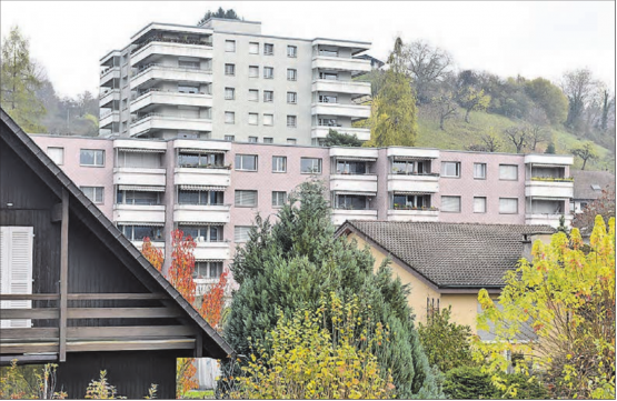 Ende Oktober zählte Gränichen bereits über 8000 Einwohner. Auf dem Bild ein Ausschnitt des Siedlungsgebietes Bienstel. (Bild: A.W.)