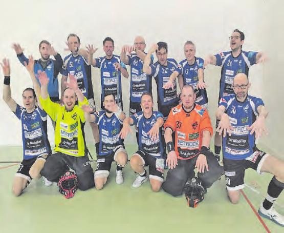 Die Kulmer Tigersharks feiern trotz verpasstem Gruppensieg eine erfolgreiche Saison. (Bild: zVg.)