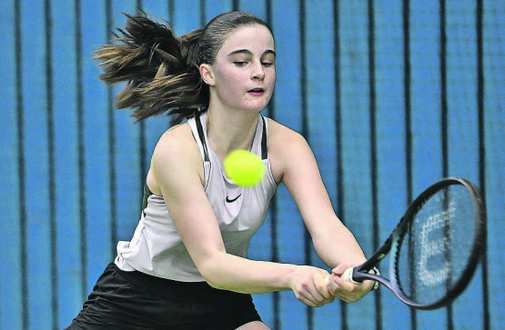 Anina Durrer (Bad Ragaz), die Nr. 40 der CH-Rangliste. Die letztjährige Finalistin am AKB «Final for the best» will dieses Jahr den Titel holen. (Bild: Foto Wagner)