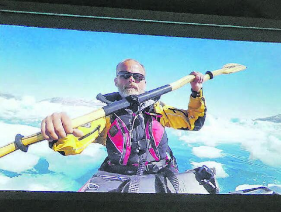 Sich für ein paar Stunden in die Welt der Eisberge, Fjorde, Eisbären und Buckelwale entführen zu lassen, war ein tolles Erlebnis für die GenerationPlus von Gontenschwil und Zetzwil. (Bild: eh.)
