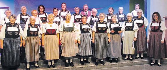 Der Trachtenchor Dürrenäsch lud ein zum gemeinsamen Singen im Kirchgemeindehaus. (Bild: zVg.)