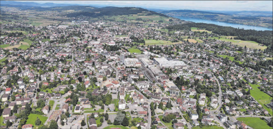 Die Meinungen zu flächendeckendem Tempo 30 in Menziken sind sehr geteilt − mit Auswirkungen auf die Gemeinderatswahlen vom 28. September. (Bild: Nick Schaffner)