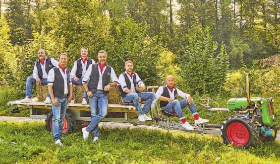 Die Gunzwiler Gesangsformation «Helvetia Manne» hat am Samstag einen ersten Auftritt im Schweizer Fernsehen. (Bild: zVg.)