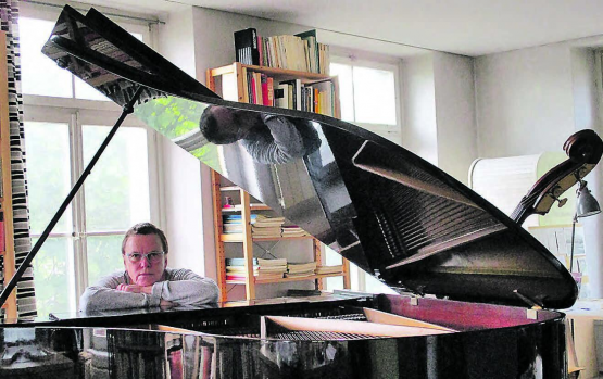 Musikerin und Komponistin Esther Roth aus Gontenschwil: Gewann den renommierten Kompositionswettbewerb «Beethoven 2020» der «Société Philharmonique de Bienne» . (Bild: zVg.)