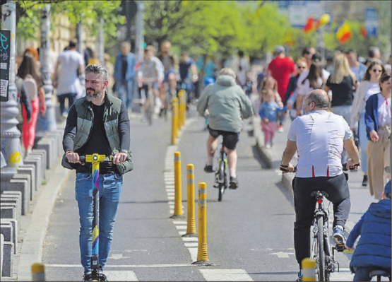 E-Scooter, Velo oder doch zu Fuss? Die Fortbewegungsformen sind vielfältig. (Bild: pixabay)
