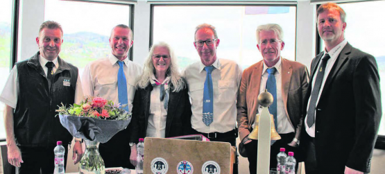 Voller Einsatz für die Schifffahrt: Ueli Haller, Thomas Lindenmann, Lotti Lüthi, Peter Haerry, Lukas Nauer und Christian Budmiger. (Bild: grh)