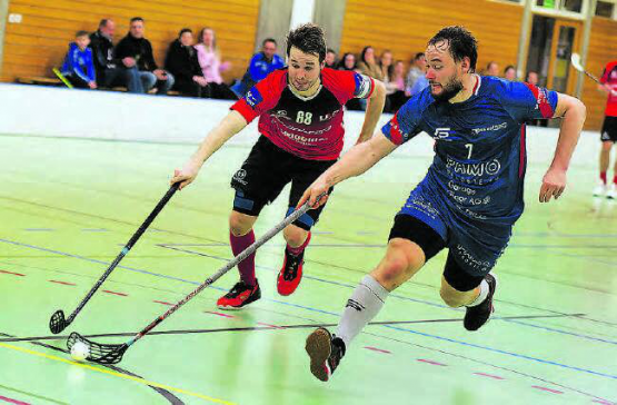 Der Reinacher Jens Jörn Sommerhalder (rechts) setzt sich in der Meisterschaft mit seinem Team erfolgreich durch. (Archivbild: Roland Jaus)