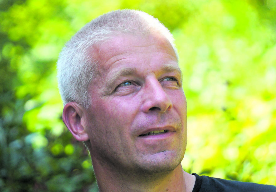 Hans Jürg Neuenschwander ist Geschäftsführer der Suchthilfe ags in Aarau und wohnt in Zetzwil. (Bild: zVg.)