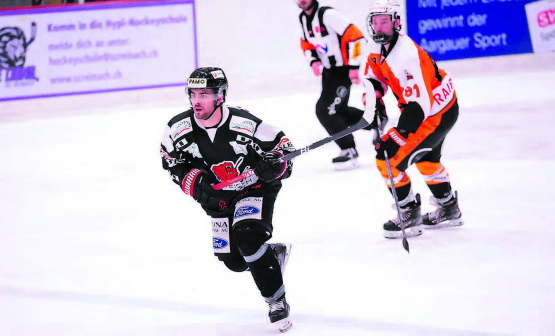Kevin Boschung hängt eine vierte Saison bei den Red Lions in Reinach an. Der 22-Jährige steuerte in der vergangenen Saison 5 Tore und 7 Assists zum Torerfolg bei. (Bild: rc.)