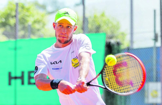 Der Teufenthaler Yanik Kälin wurde seiner Favoritenrolle gerecht und gewann absolut ungefährdet gegen den Neuenburger Arthur Laborde. (Bild: fba)