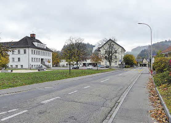 Ein Thema, das polarisiert: Zur Schulwegsicherung beantragt der Gemeinderat, rund um die Schulanlagen eine Tempo-30-Zone zu realisieren. (Bild: moha.)