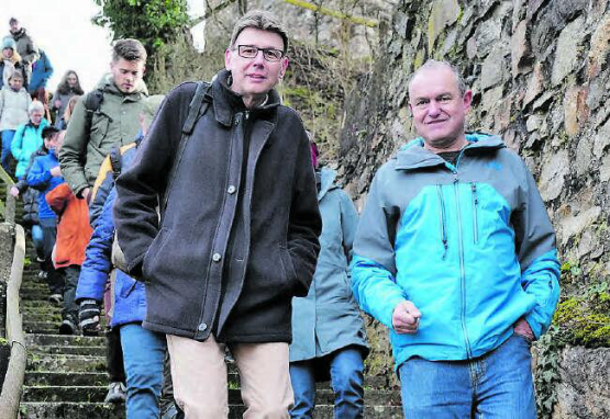 Regierungsrat Dieter Egli lädt am kommenden Samstag zur gemütlichen Wanderung mit Start beim Bahnhof Menziken ein. (Bild: zVg.)
