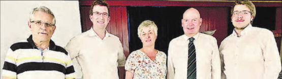 Die Grossratskandidaten aus den Bezirken Aarau und Kulm stellten sich vor: (v.l.n.r.) Daniel Kopp, Suhr; GR Clemens Hochreuter, Erlinsbach (bisher); Susanne Heuberger, Aarau; GR Bruno Rudolf, Reinach (bisher); Samuel Hasler, Buchs. Nicht anwesend waren Barbara Borer, GR Daniel Wehrli und Rolf Wehrli. (Bild: zVg.)