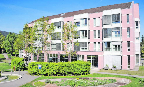 Gutes Geschäftsjahr – getrübt durch Corona: Ohne Pandemie hätte die Jahresrechnung 2020 des Spitals Menziken statt rote deutlich schwarze Zahlen ausweisen können. (Bild: mars.)