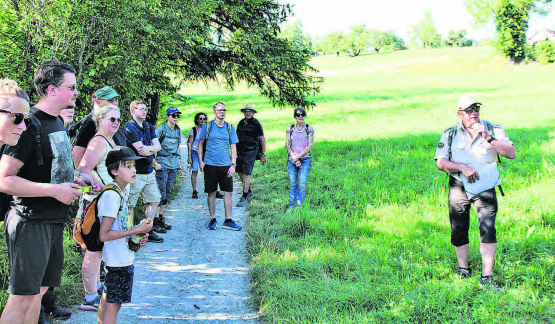 Seine Liebe zur Natur teilt Peter Wyss gerne. Je mehr die Menschen fragen, umso besser. (Bild: grh)