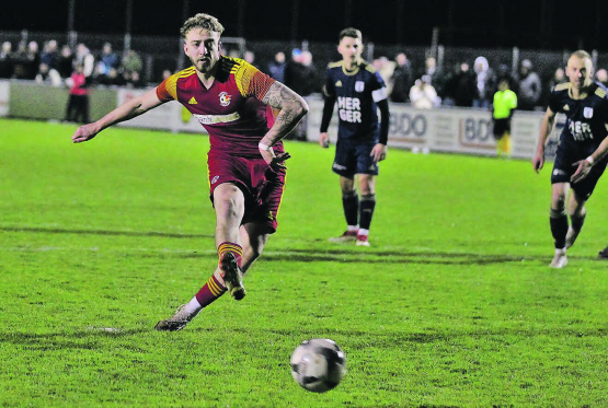 Vorentscheidung in der 65. Minute: Jakob Johannsmeier erzielt seinen persönlich ersten Treffer für den SCS mittels Penalty zum 2:1. (Bild: Otto Lüscher)