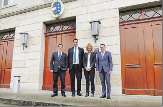 Co-Präsidium Komitee für ein Ja zum kantonalen Bürgerrechtsgesetz (v.l.): Stefan Huwyler (FDP), Christoph Riner (SVP), Susanne Voser (CVP), Rolf Haller (EDU). (Bild: zVg.)