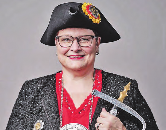 Ingrid Oehen führt als Ingrid I. die Fleckenzunft zu Beromünster, unter dem Motto «Disney zMöischter», durch die Fasnacht 2025. (Bild: zVg.)