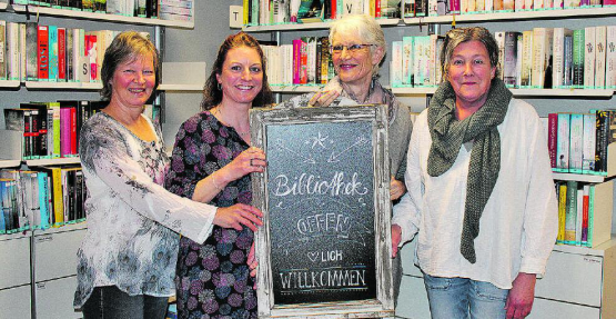 Sie finden für jeden das passende Medium: Susi Eichenberger, Sibylle Baldesberger, Dorothee van Spyk und Doris Fessler. (Bild: grh)