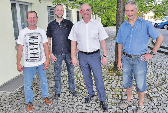 Verabschiedung und Begrüssung eines Neuen im Vorstand: Michel Strub, Guido Brand, Daniel Zünd und Herbert Fischer v. l. (Bild aw.)