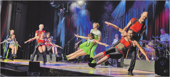 90 Jahre Tennisclub Teufenthal: Unterhaltung mit Musik von Shee und Tanz mit dem Rock’n’Roll Club Teddybären. (Bilder. mars.)