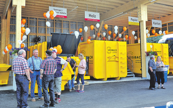 Die neue Entsorgungsstelle neben dem Werkhof – ebenfalls als Holzkonstruktion gelöst. (Bilder: msu.)