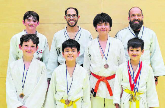 Insgesamt 13 Podestplätze haben die Kämpfer vom Judo Club Arashi Kulm an der Aargauer Einzelmeisterschaft in Baden erkämpft. (Bild: zVg.)