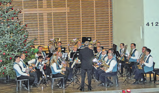 Bei einem Adventskonzert, wie jenem in der reformierten Kirche Beinwil am See, darf selbstverständlich auch die Musikgesellschaft nicht fehlen. (Bild: zVg.)