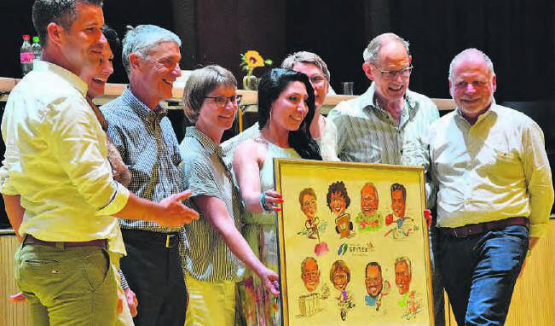 Alle erkannten sich problemlos: Diese Sammlung von Karikaturen wird noch lange an das 10-Jahr-Jubiläum von Spitex Suhrental Plus erinnern. (Bilder: st.)