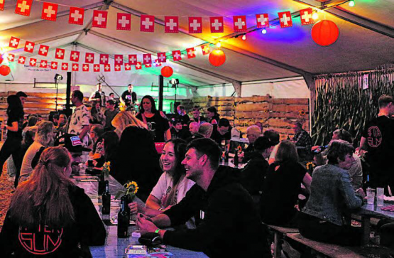 2500 Partygäste fanden den Weg nach Zetzwil.
