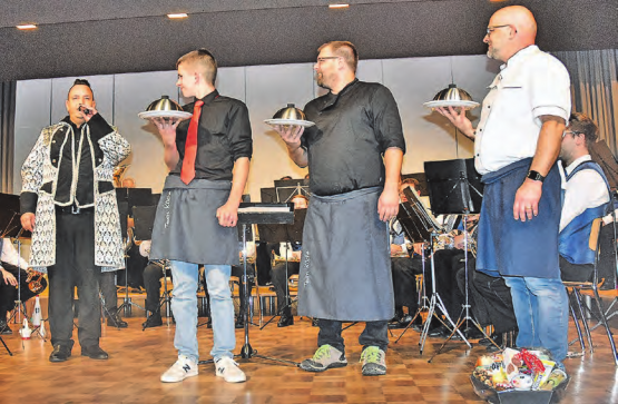 Dirigent mit Starallüren: «Ulrico Wiggeri» liebt von Gourmet-Köchen zubereitete Menüs. (Bild: Alfred Weigel)