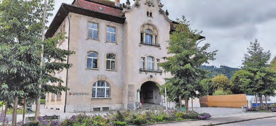 Die Spannung im Gemeindehaus steigt. (Bild: Roland Marti)