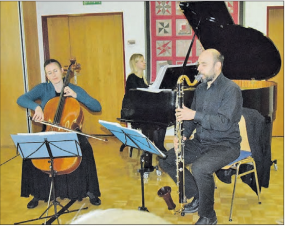 Ein wunderbares Trio: Sorriso mit Daniela und Lukas Roos sowie der Pianistin Patricia Ulrich. Ihr Stil ist einzigartig, beschwingt und virtuos. (Bilder: st.)
