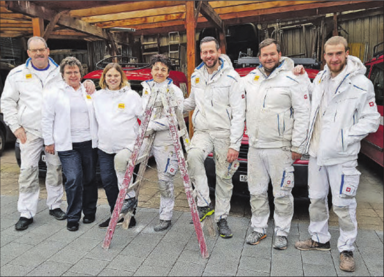 Das Team v.l.n.r.: Markus Steiner, Esther Steiner, Martina Moos-Steiner, Therese Hunziker, Philipp Gloor, Beni Jordi und Robin Frey. (Bild: zVg.)