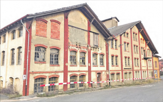 Die SMDK möchte die alte Ziegelei in Kölliken abreissen. Der Heimatschutz hat gegen die Abrissbewilligung der Gemeinde Beschwerde eingereicht. (Bild: Raphael Nadler)
