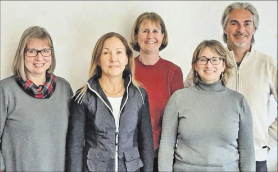 Als Gremium gewählt (v.l.):Esther Kaufmann,Schulsekretariat,Katharina Bryner, Schulleitung, Christine Gottermann,Verwaltungsleitung, Simone Diem, Gemeinderätin und Präsidium Schulgremium, Patrick Fischer, Gemeindeammann. (Bild: zVg.)
