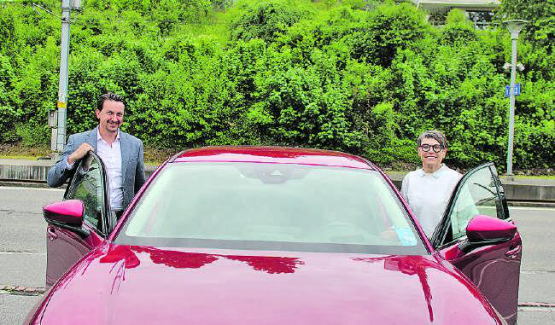 Unterwegs mit dem Verkehrsverein Birrwil: Ronny Spiegelberg und Monique Ernst. (Bild: grh)