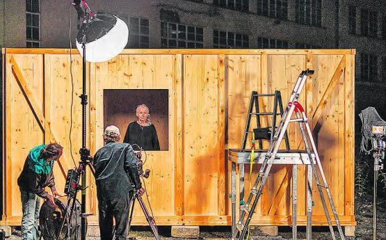 Aus den Dreharbeiten zu «Marie und Robert»: Die Schweizer Schauspielerin Suly Röthlisberger, bekannt aus Film und Fernsehen. (Bild: zVg.)