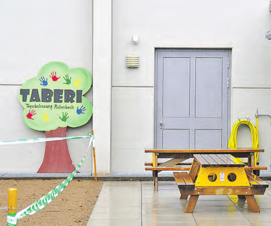 Interessante Einblicke gewonnen: Die Tagesbetreuung Rickenbach lud die Bevölkerung zum Tag der offenen Tür ein. (Bilder: mla.)