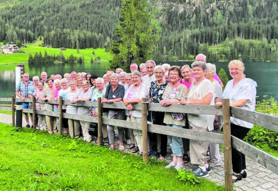 Ein Erinnerungsbild der unvergesslichen und erlebnisreichen Seniorenferien in Davos. (Bild: zVg.)