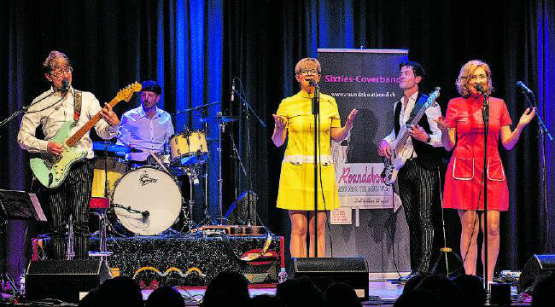 Rissen alle mit: Die Sixties-Coverband Roundabout sorgte für gute Stimmung. (Bild: zVg.)